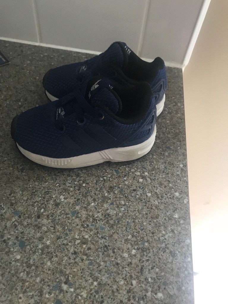 baby nike trainers size 4